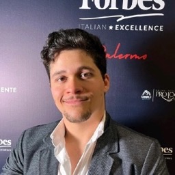 Jesus Curreri, Mobile Advisor at ataraxy and creator of NostalgicPod